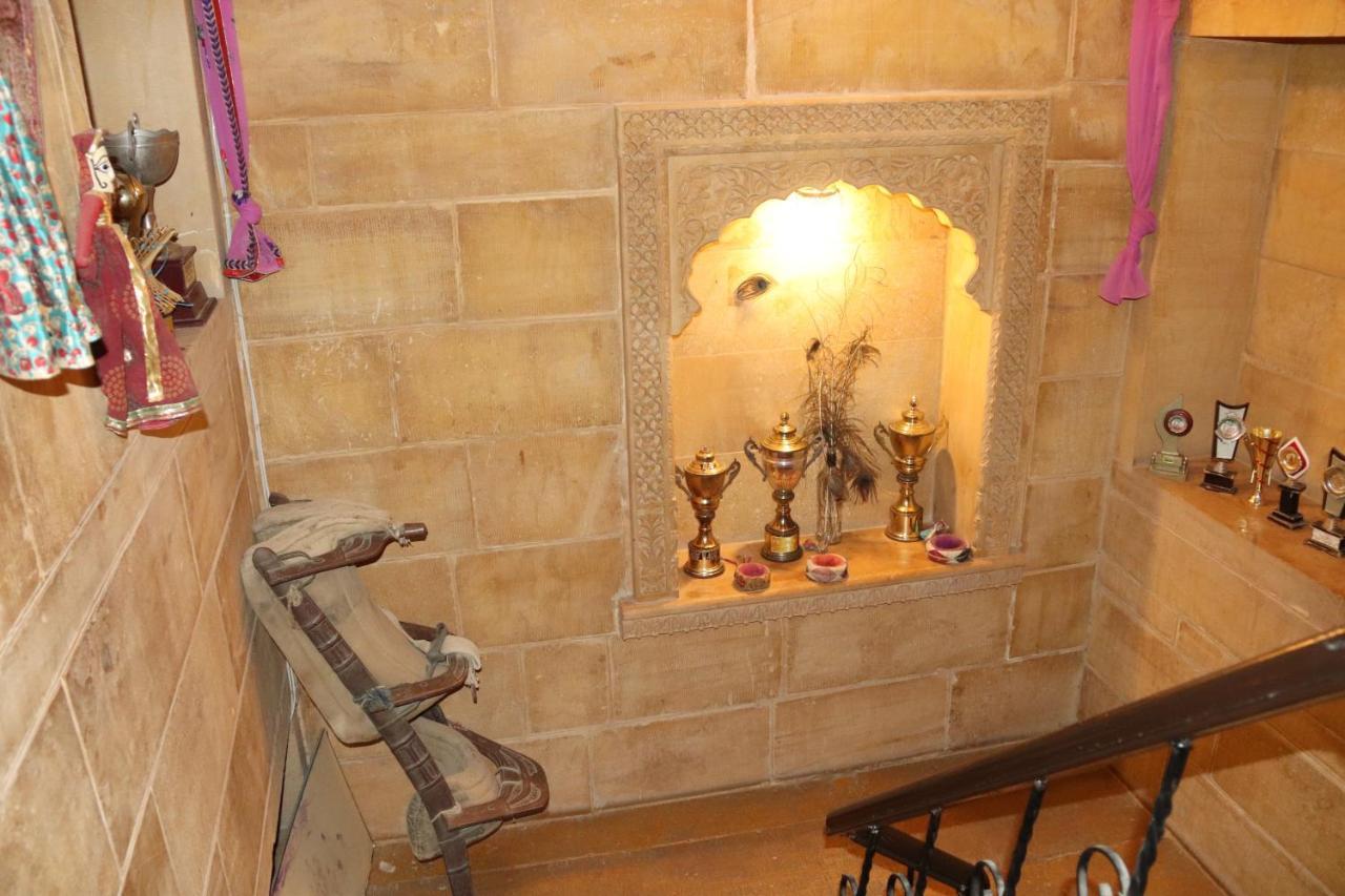 Hotel Pol Haveli Jaisalmer Esterno foto