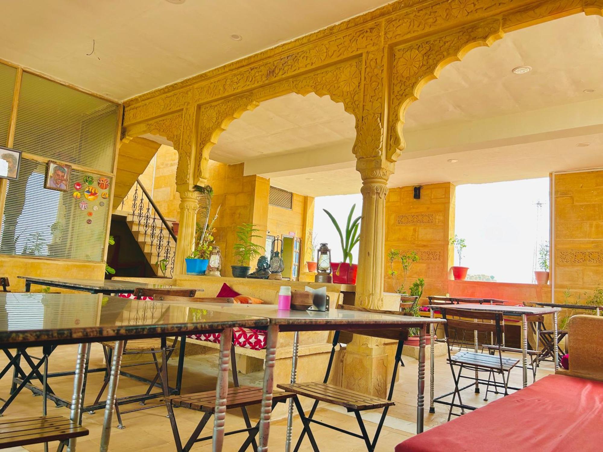 Hotel Pol Haveli Jaisalmer Esterno foto