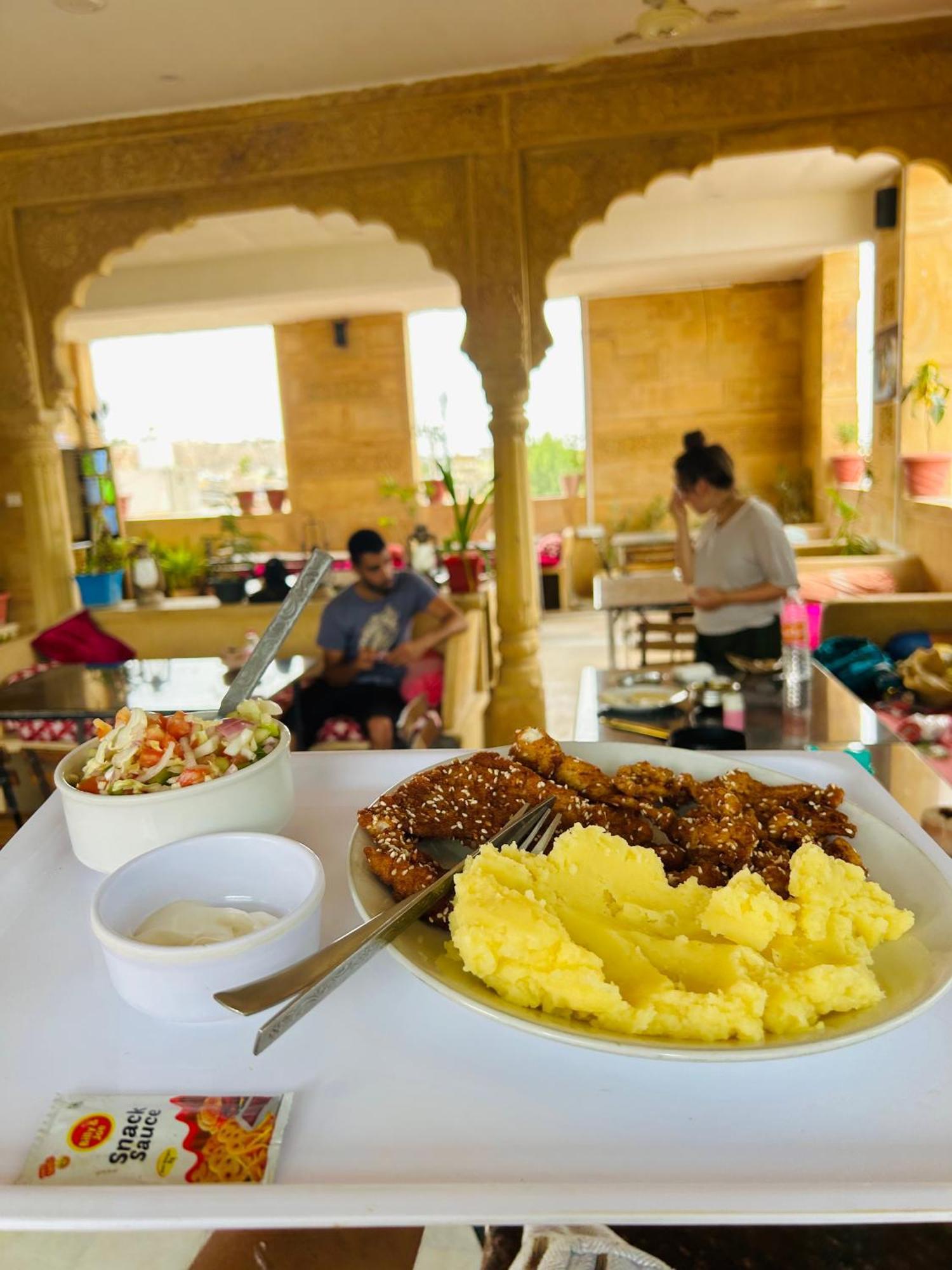 Hotel Pol Haveli Jaisalmer Esterno foto
