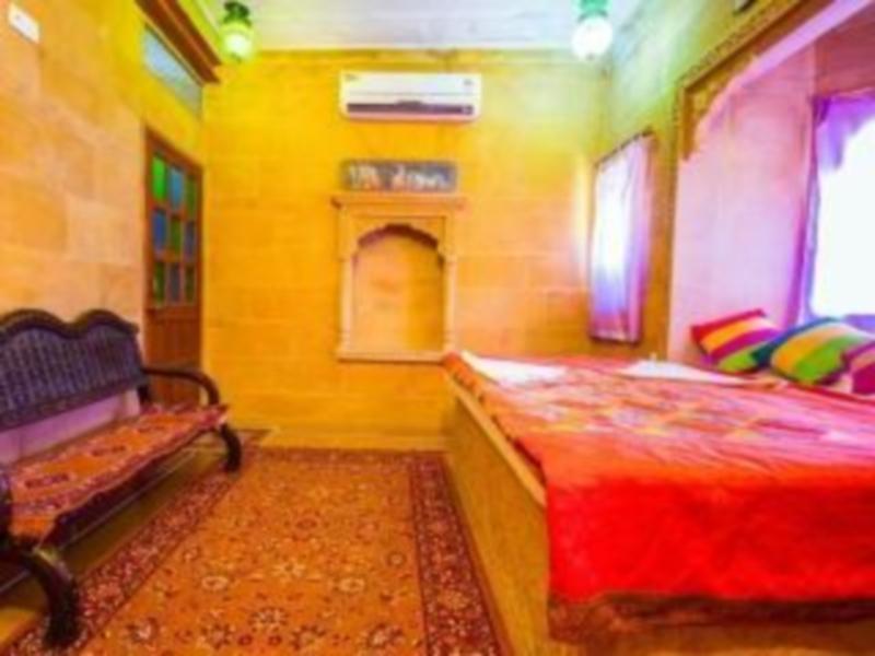 Hotel Pol Haveli Jaisalmer Esterno foto
